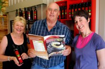 Heather and Les Parsons from “Olives of Beaulieu” near Inverell with Regional Development Australia Northern Inland Project Officer, Kim-Trieste Hastings. Mr. Parsons is a RDANI Committee Member and is delighted with how it has come together.